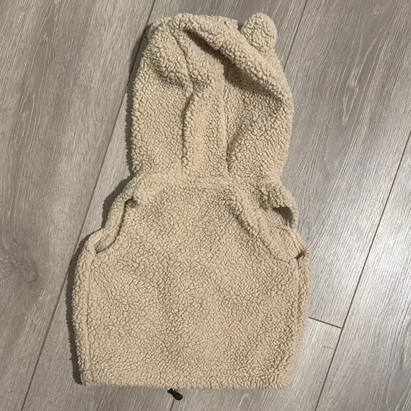 Cozy Bear Hooded Vest - Picture 5 of 5